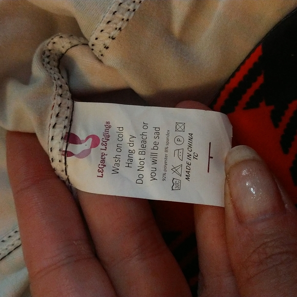 Brand New Women's Buffalo Plaid Legging L/XL - Picture 2 of 3